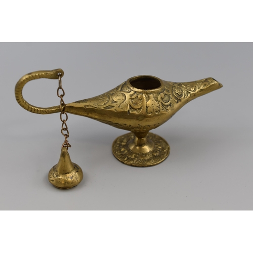 246 - Brass Aladdins Lamp (6