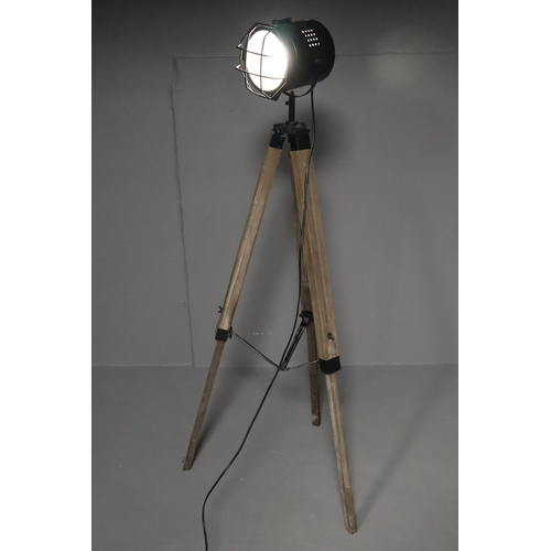 496 - Freestanding Searchlight Lamp with Adjustable Height Legs fitted with Lazy Switch working when teste... 