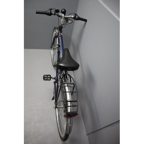 517 - Raleigh Urban Pioneer series unisex Hybrid Bike -rear rack, mudguards. 19