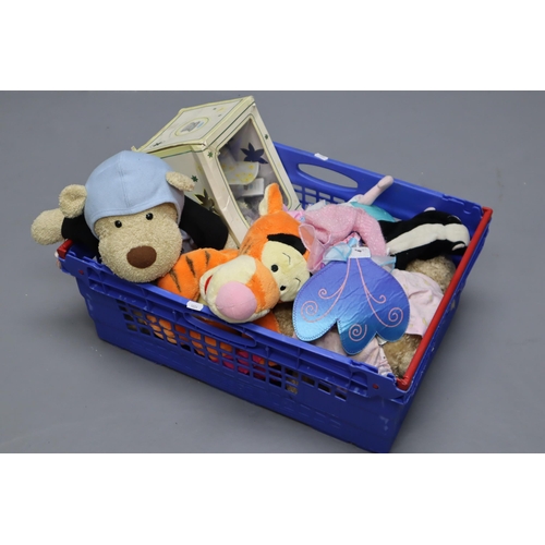 913 - A Selection of Childrens Soft Toys To include Disney, Build-A-Bear With Clothes, And More