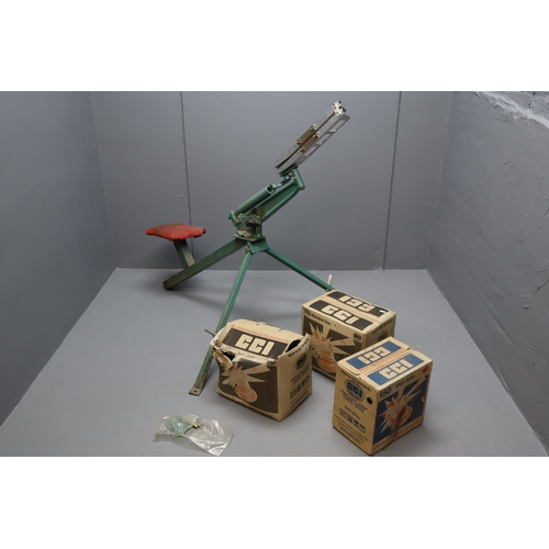 752 - Bowman Clay Pigeon Trap complete with approx Two and a Half Boxes of Clays in sizes Midi and Standar... 