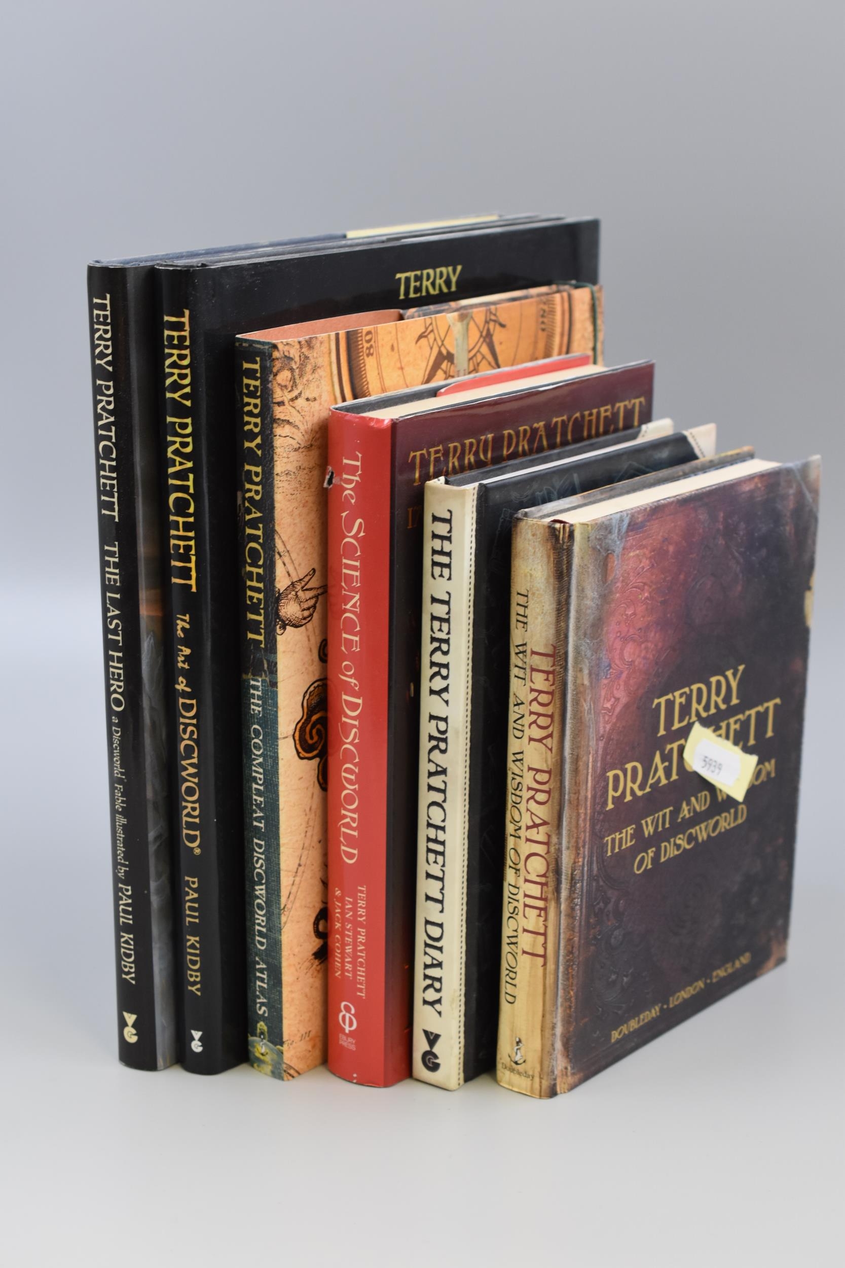 Terry Pratchett Collection of Six Hardback 'Discworld' Books to