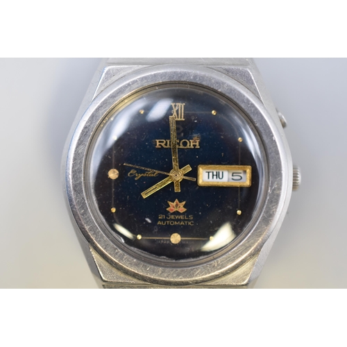 71 - Ricoh Crystal 21 Jewels Automatic Day / Date Gents Watch (Working)