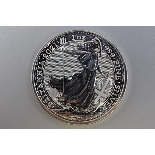 135 - 2021 Britania Fine Silver 999 £2 Coin