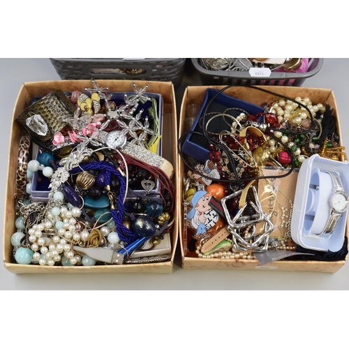 391 - A Large Selection of Unsorted Jewellery And Watches