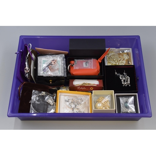 393 - Large Selection of New Packaged Jewellery Gift items. Includes 'Taylor' Necklace with Presentation P... 