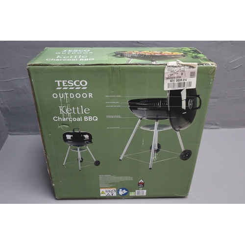 581 - Brand New in Sealed Box Tesco Outdoor Kettle Charcoal BBQ