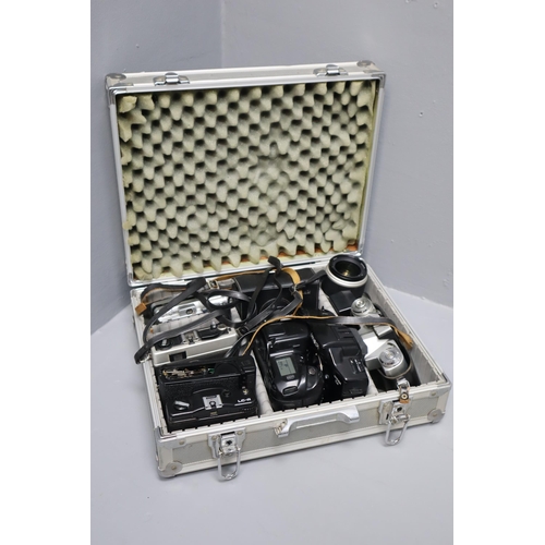 417 - Flight Case Containing a Selection of Vintage Cameras and Lens (a/f). Includes Minolta, Kodak and mo... 