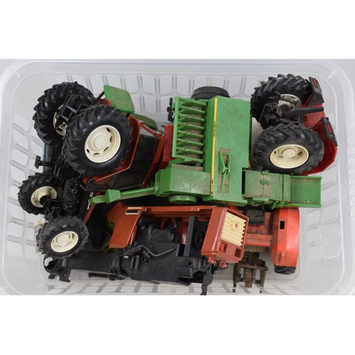 475 - A Selection of Tractor/Farming Engine Models, For Spares or Repairs. Includes John Deere 8400T, New ... 