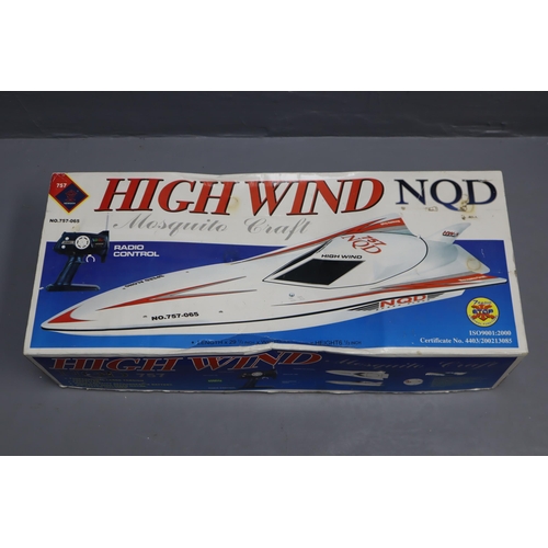 502 - Large High Wind Radio Controlled Boat NQD Mosquito Craft Complete in Box (untested)