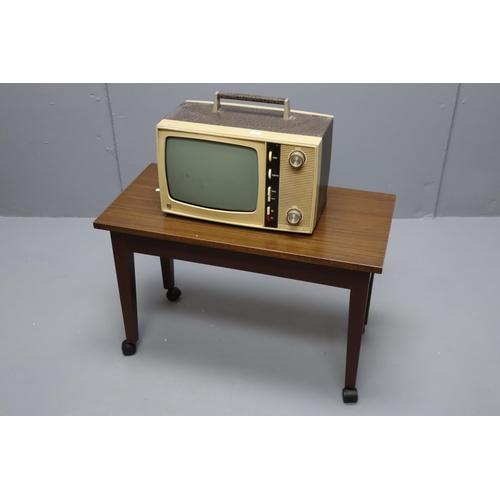 519 - A Retro Portable 1960's Philips T-Vette (11TG190AT), Approx 10