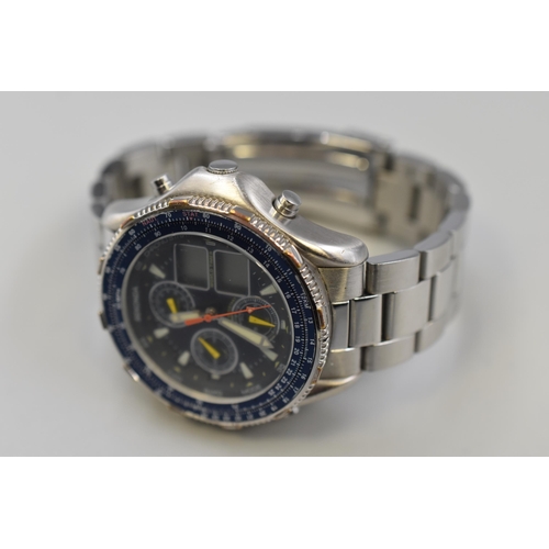 172 - Classic Sekonda 3850 Chrono Waterproof Divers Style Time and date Watch Ticking Away Nicely new digi... 