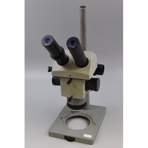 365 - 8 x 23 M6C-10 Microscope (15