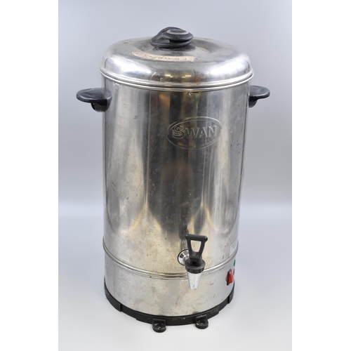 538 - Large Swan Catering Water Urn Powers on when tested