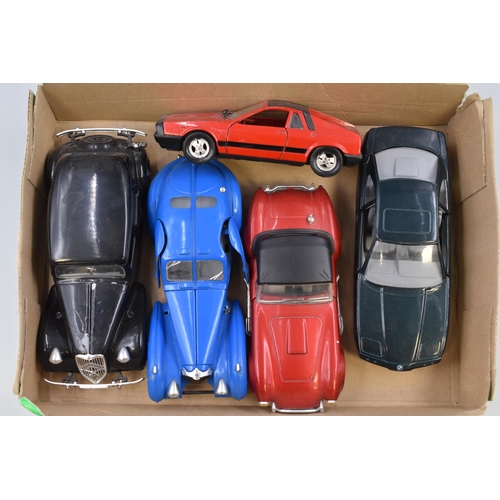 572 - Selection of five die cast model cars largest 7