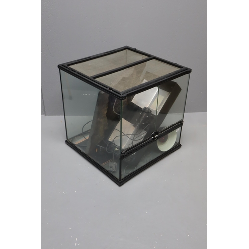 606 - Vivarium Complete with Exo Terra Top Canopy, Exo Terra 100W Ceramic Heater (Powers on), Komodo 12W H... 