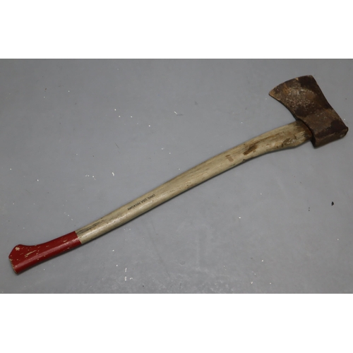 652 - A Large Fireman's Axe, With Hickory Wood Handle. Approx 36.5