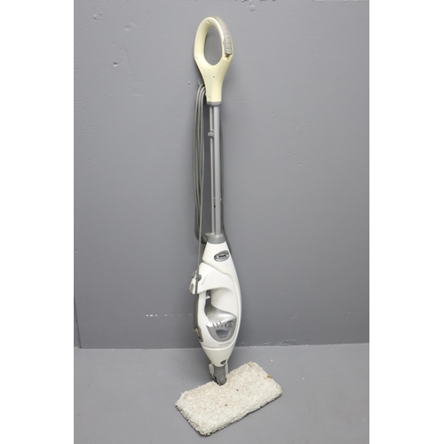 680 - Shark Lift-Away 2-1 Steam Mop (Powers On When Tested, As Found)