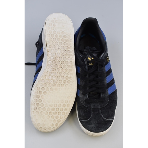 736 - Pair of Size 6.5 Adidas Gazelle Trainers