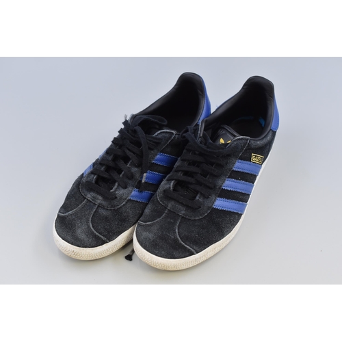 736 - Pair of Size 6.5 Adidas Gazelle Trainers