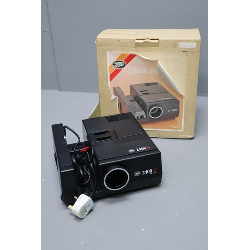 797 - Boots 2400S Slide Projector in Box (Working and Lights Up)