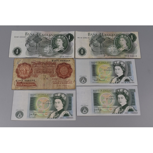 118 - Five Bank of England Elizabeth II £1 Notes (2 with consecutive numbers) and a Ten Shilling Not... 