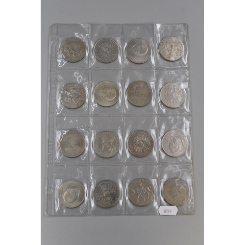 128 - Selection of 32 Mixed Crowns held within two Clear Displays