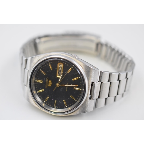 55 - Seiko 5 Automatic Day / Date Gents Watch (Working)