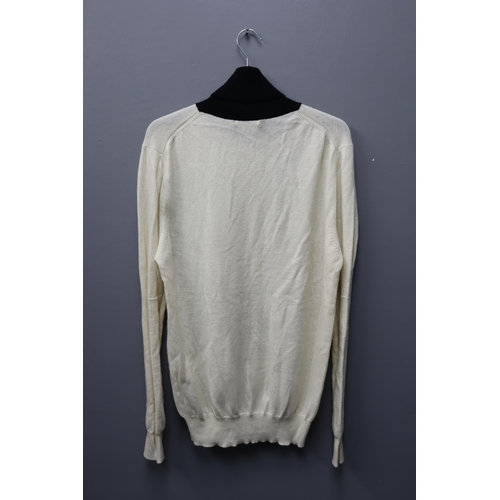 501 - Alexander MQUEEN Wool and Cashmere Gents Roll Top Jumper (Size M)