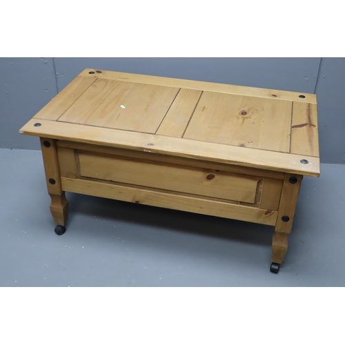 512 - Pine Coffee Table with Drawer on Casters