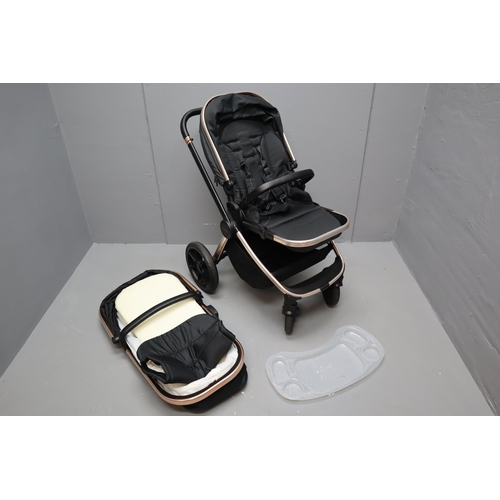 514 - Boxed Zummi Solo Travel System 3 in1 Pushchair Car Seat Carry Cot Rain Cover Rose Gold, Seems to be ... 