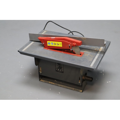 526 - Boxed Rockworth Table Saw 250v Powers on when tested