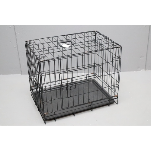 527 - Medium Sized Metal Framed Pet Enclosure complete with Plastic Base Tray folds flat doe easy storage ... 