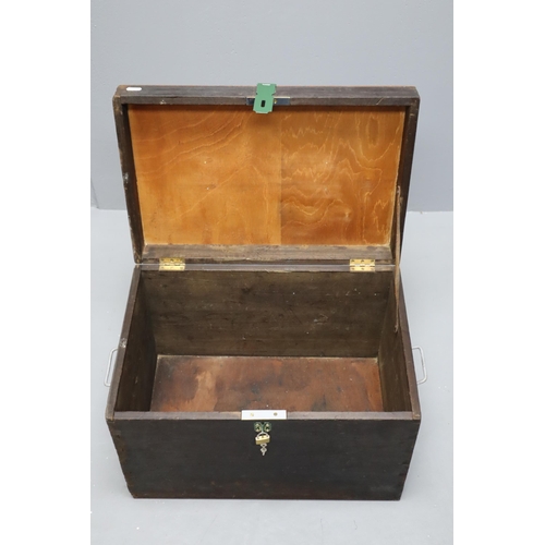 465 - Large Wooden Storage Chest with Brass Plaque and Padlock (21