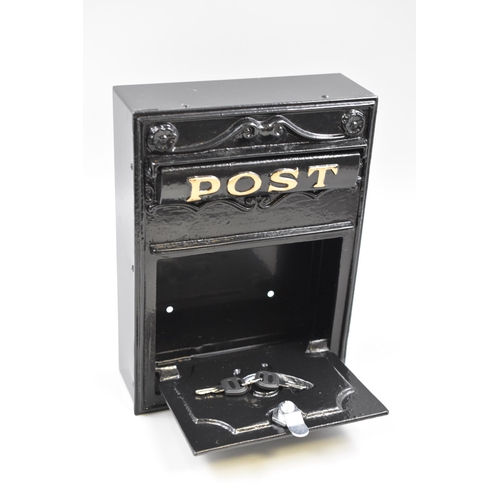 558 - Outdoor Letter Box with Key