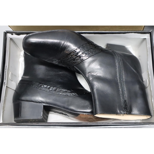 567 - Four Pairs of Gents Shoes (Three Size 9 & Black Boots Size 10)