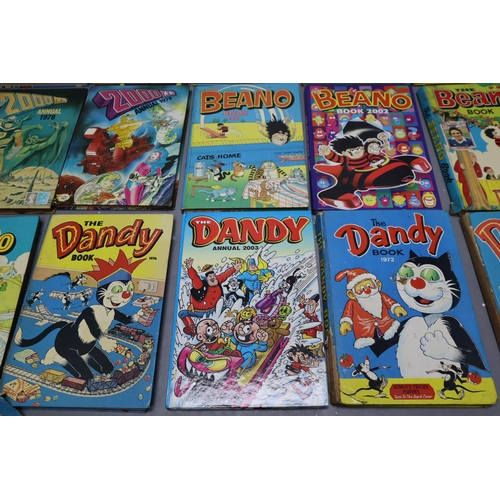 619 - Selection of Vintage Annuals Including Beano, The Dandy and More