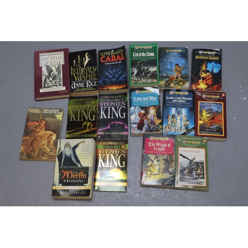 627 - Two Boxes of Various Fantasy and Horror Novels. Includes Stephen King, Clive Barker, Anne Rice, And ... 