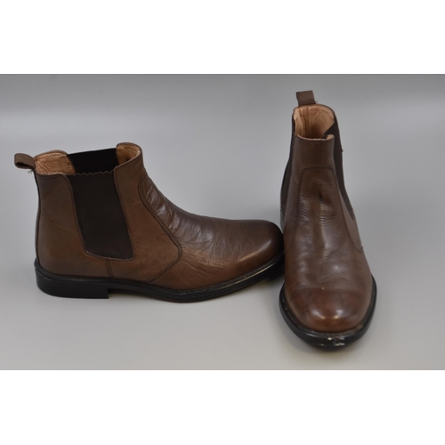 573A - Pair of Pierre Cardin Size 8 Mens Leather Brown Boots