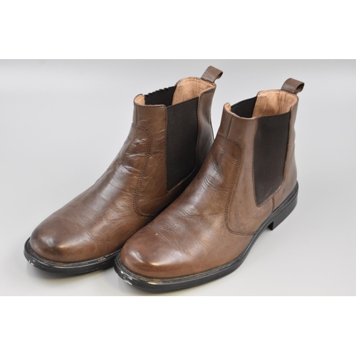 573A - Pair of Pierre Cardin Size 8 Mens Leather Brown Boots