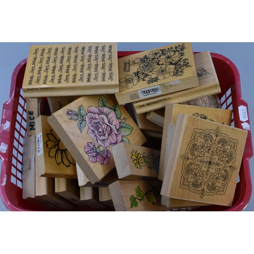 440 - A Selection of Twenty-Six Wooden Printing Blocks, See Images For Patterns