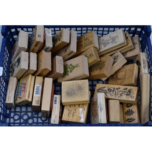 442 - A Selection of Thirty-One Wooden Printing Blocks, See Images For Patterns