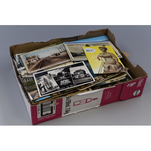 459 - Approx. 300 Vintage Postcards