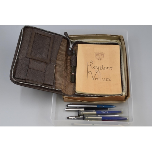 480 - Mixed Selection to include Parker Pens and a Vintage Notepad Holder with Notepad