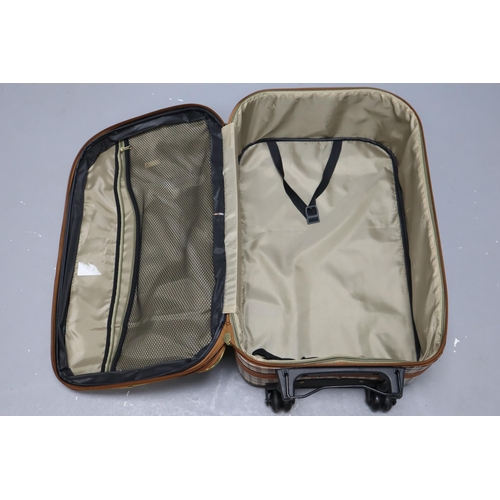 653 - Monarch Pull Along Suitcase (24” x 16” x 10”)