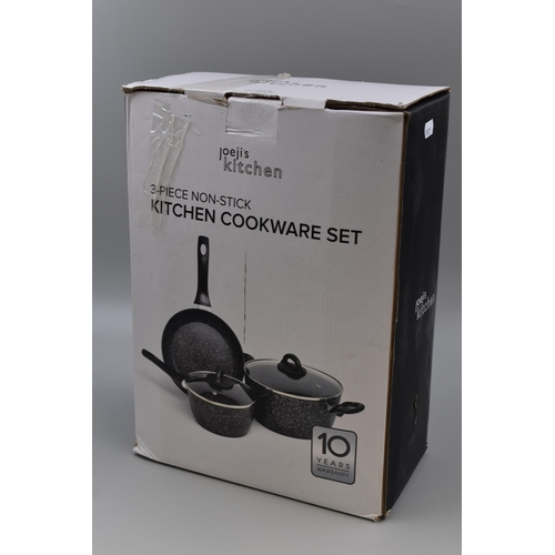 538 - Boxed New Joeji's Kitchen Three piece Non Stick Kitchen Cookware Set 1 Handle needs attention a/f