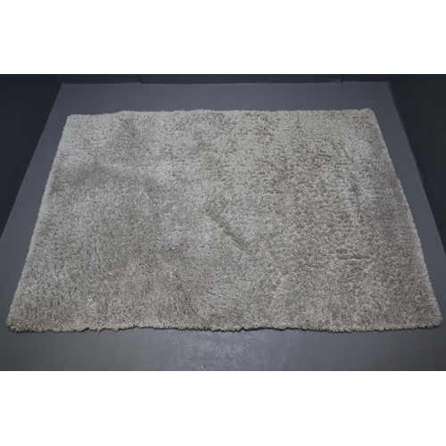 697 - A Dunelm Cosy Teddy Grey Rug, Approx 120cm x 170cm