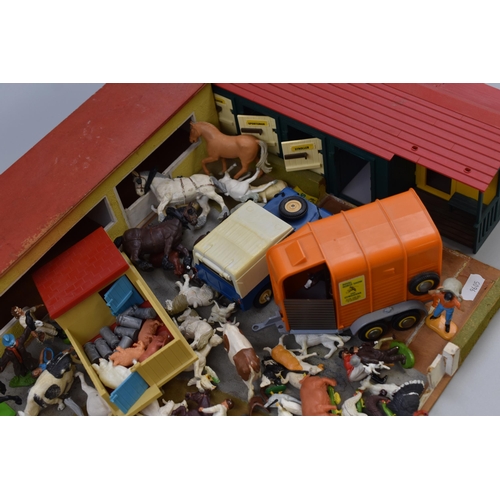 643 - Mid Century Farm Yard Set containing Buildings, Vehicles, and Figures (Mainly Britains)