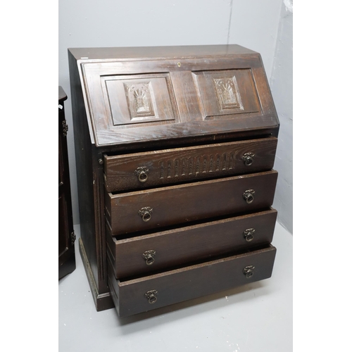 651 - Two Pieces of Fine Quality Vintage Webber of Lymington Solid Of Furniture to include a Four Drawer W... 