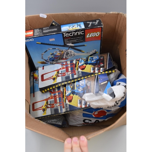 831 - Collection of Unsorted Lego, approx 3.6 kg